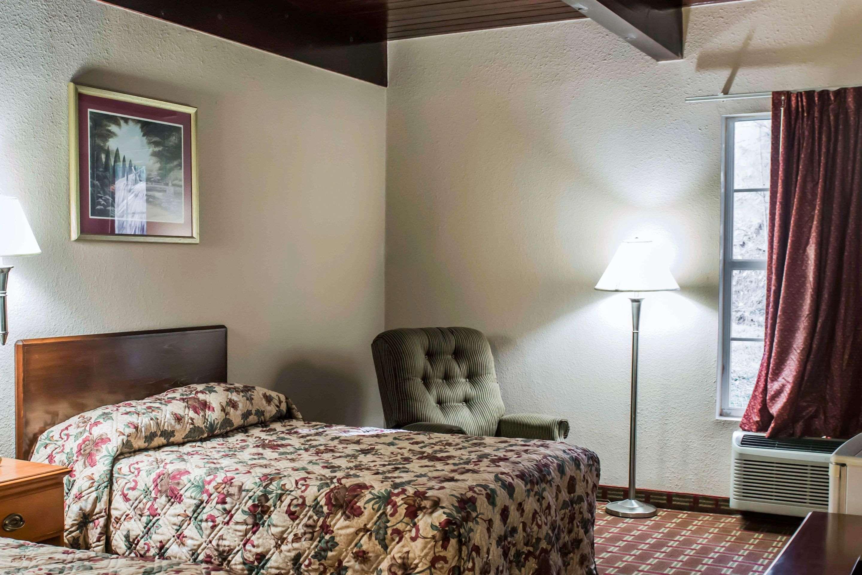 Econo Lodge Tallahassee Near Capital -University Exteriér fotografie