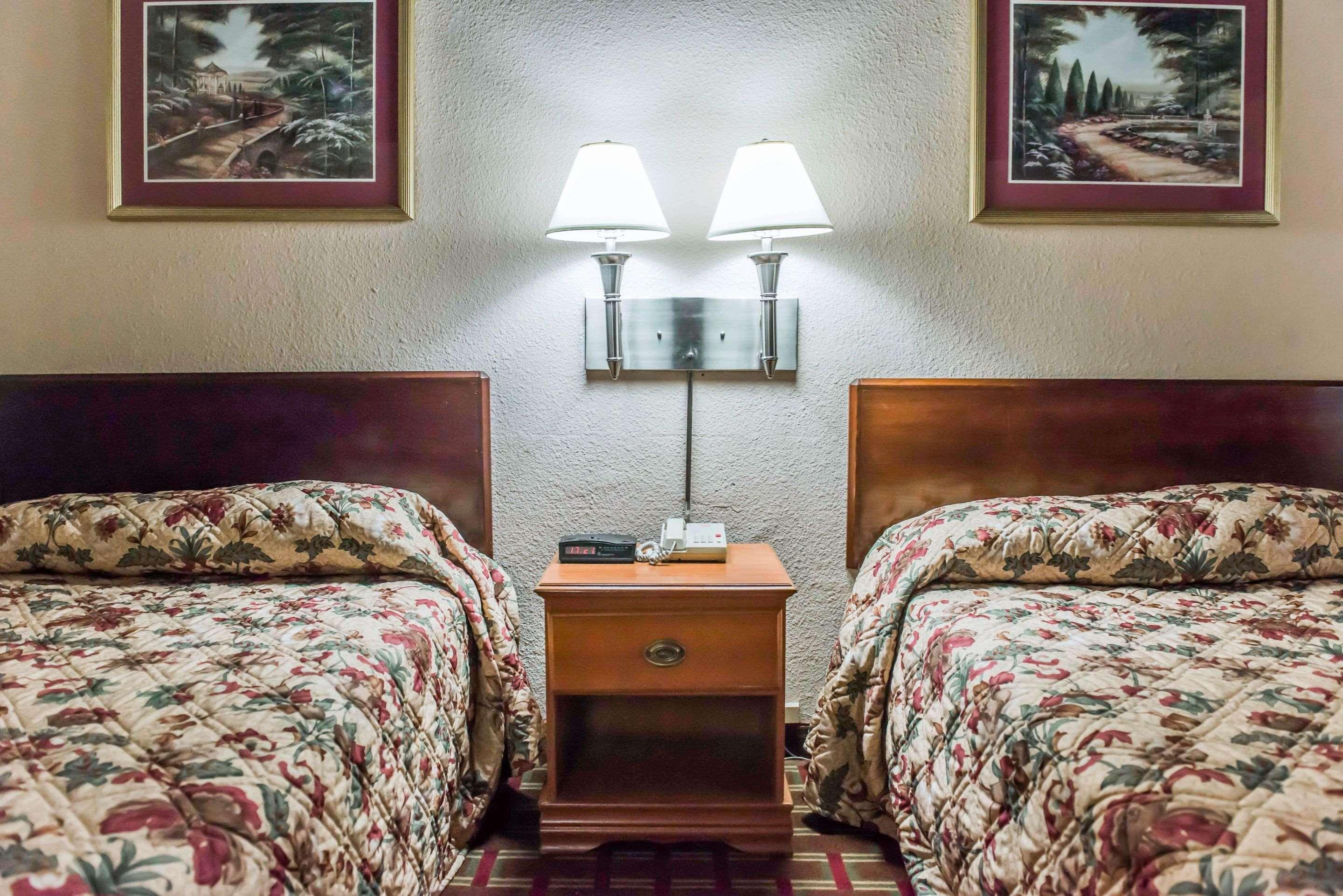Econo Lodge Tallahassee Near Capital -University Exteriér fotografie